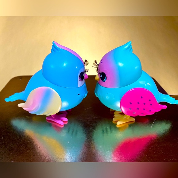 LITTLE LIVE PETS BIRD BUNDLE THEY TWEET/MOVE HEADS PIPPA PEEPS & RAINBOW TWEETS - Picture 7 of 9